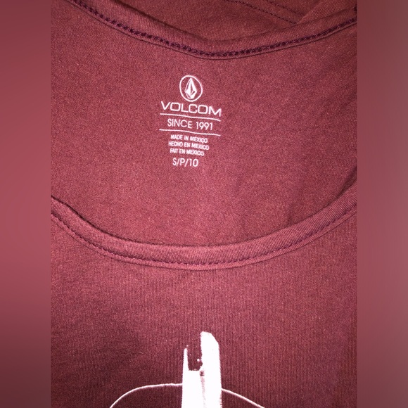 Wide Neck Volcom 3/4 Sleeve Top - Picture 2 of 2